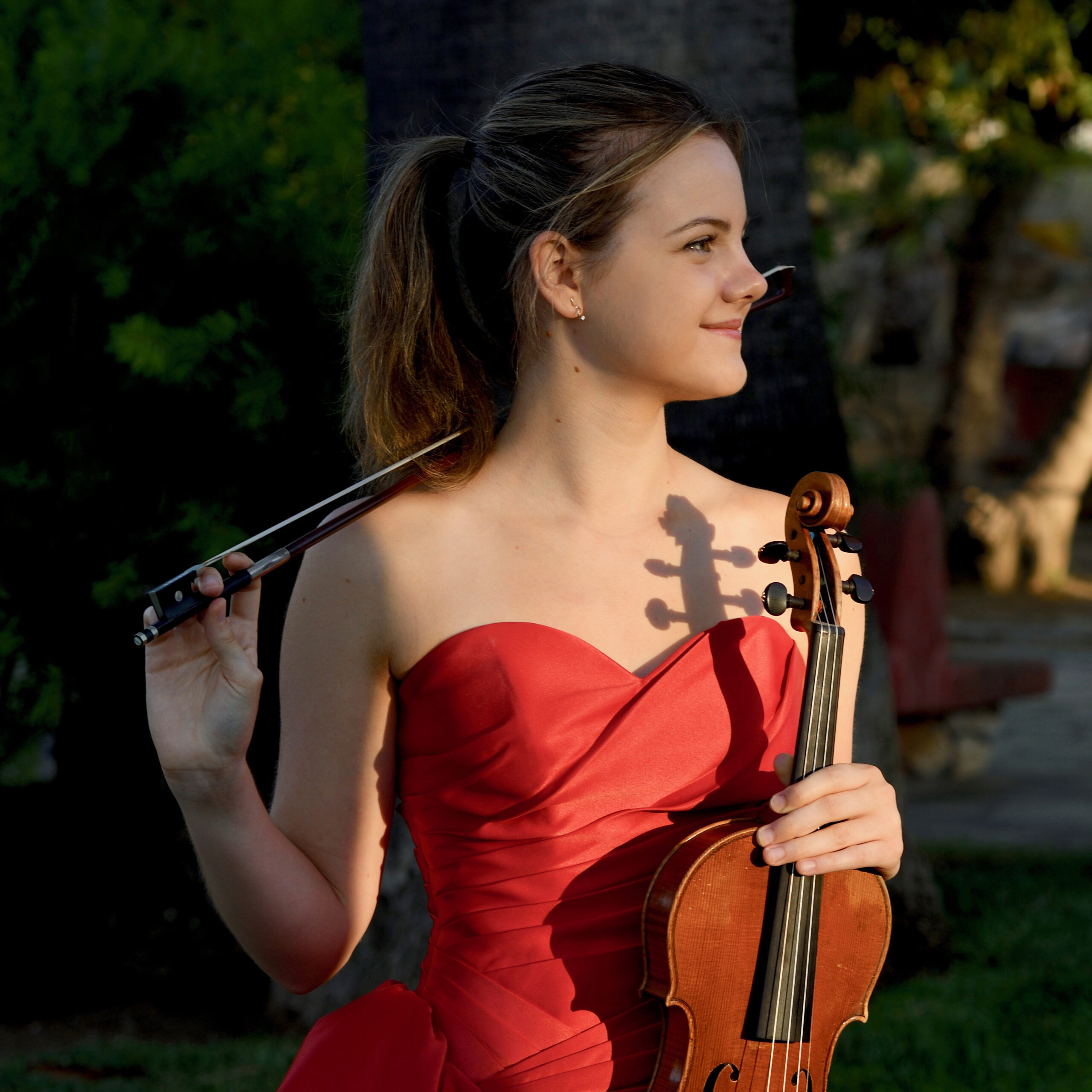 Ines Issel Burzynska thumbnail